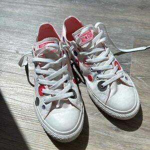 Converse low shoes, size 6
